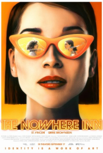 دانلود فیلم مسافرخانه هیچ کجا 2020 The Nowhere Inn + زیرنویس فارسی